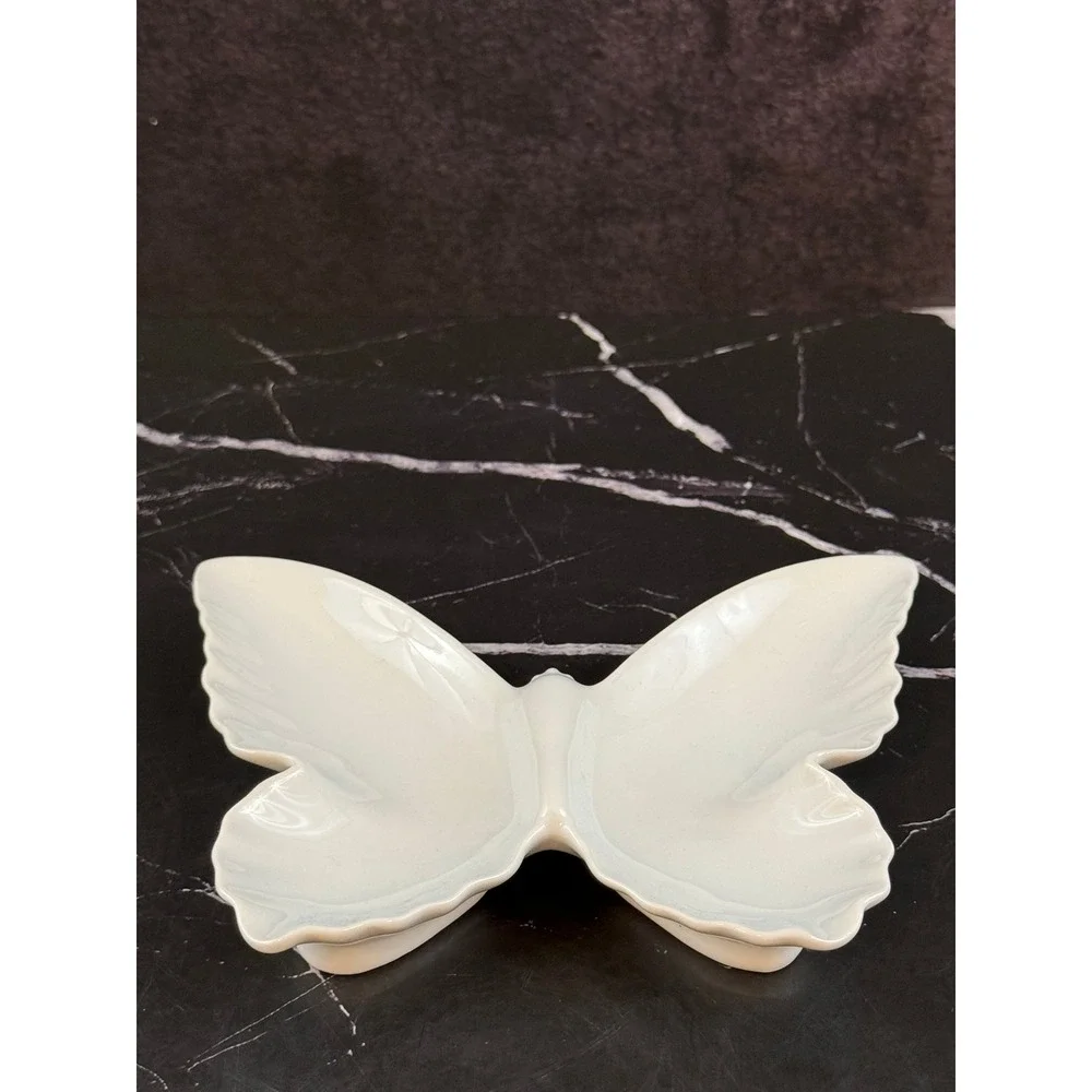 VTG O.M.C. Japan White Porcelaing Butterfly Trinket Jewelry Dish 6X4.5in
